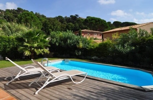 Grimaud Villa | Charming villa with private pool under palmtrees near St. Tropez