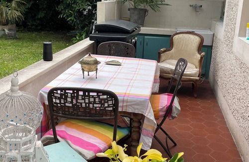 Le Taillan-Medoc House | Charming vintage-style country house 20 minutes from Bordeaux