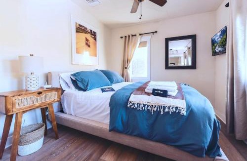 Atwater Village House | Charming Vintage 2 bed 1 bath Retreat With Beautiful Backyard