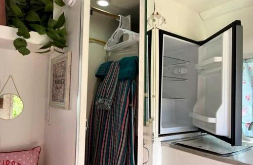 Mayhill House | Charming Vintage Shasta Camper with Riverside Glamping Charm Near Pavilion Food Truck Scene in Mayhill, New Mexico