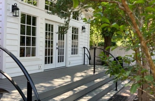 New Bern House | Charming, warm & tranquil historic downtown New Bern home