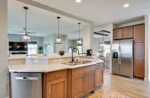 Three Mile Bay House | Charming Waterfront Retreat on Lake Ontario