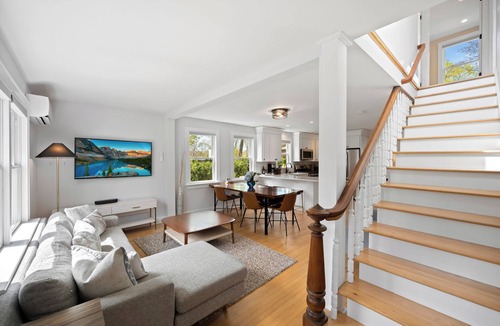 Town of Southold Town House | Charming waterfront, 3-bedroom house on Goose Creek in welcoming Southold
