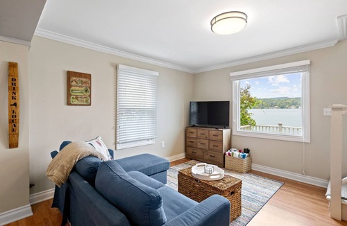 Town of Milo Cottage | Charming Waterfront Cottage on Keuka Lake's East Side