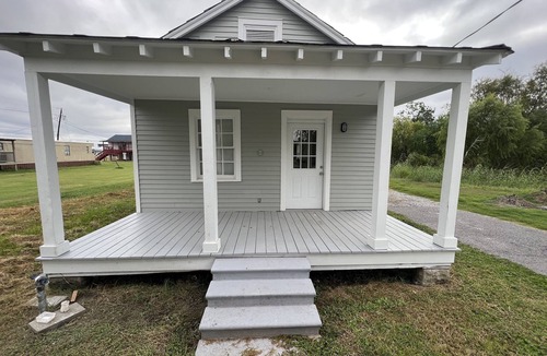Barataria House | Charming Waterfront house in Lafitte