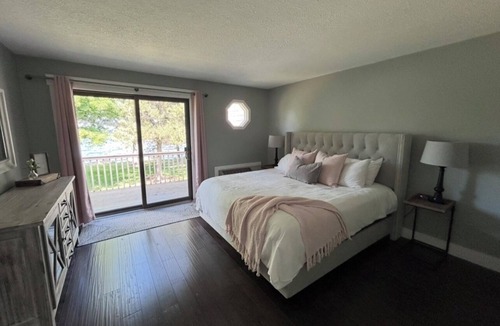 Onamia Villa | Charming Waterfront Lake Villa on Mille Lacs Lake