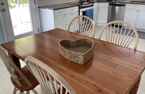 Islamorada House | CHARMING WATERFRONT OCEANSIDE CANAL HOME-LARGE PROTECTED DOCKAGE-WiFi-SMART TVs.