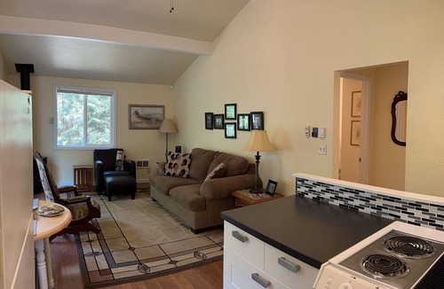 Port Angeles East Cabin | Charming Waterfront Cabin Near Olympic National Park