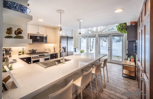 Matterhorn Village Ski Chalet | Charming West Vail 4 Bedroom, 3 Bathroom Mountain Chalet with Private Hot Tub