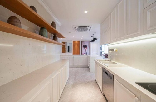 Thu Thiem Apartment | Charming white Saigon Penthouse