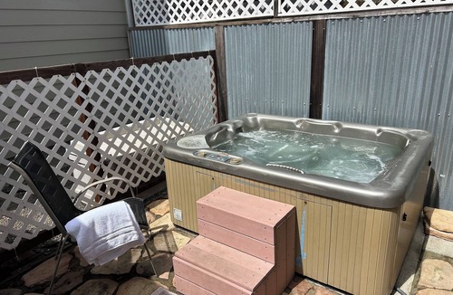 Santa Rosa House | Charming Wine Country Home w/Hot Tub near Downtown