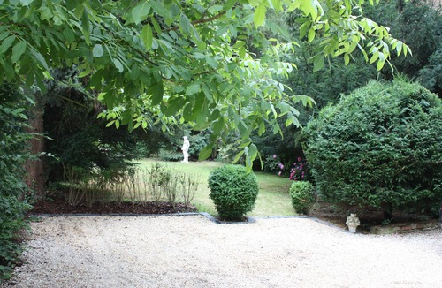 Traben-Trarbach Villa | Charming winegrower's house with a large garden between the vineyards