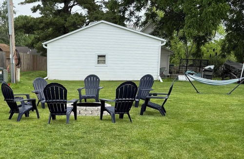 Baraboo House | Charming Wisconsin Dells, Devil’s Lake, & Circus World Retreat!