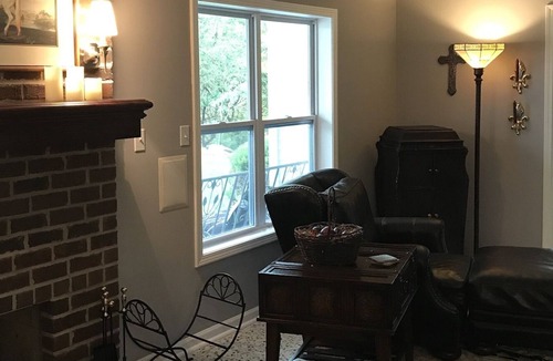 Atchison Apartment | Charming wooded retreat 3 min from Atchison.