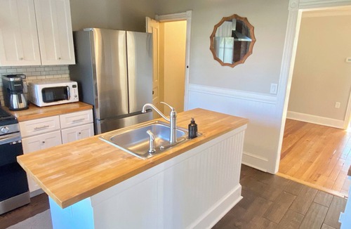 Yardley House | Charming Yardley Boro home! Just steps to restaurants, minutes to major transit