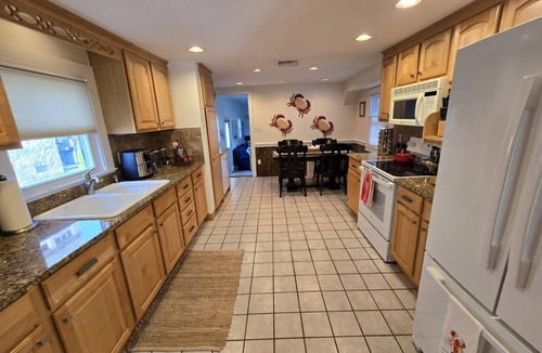 Saybrook Manor House | Charming year-round beach home in Indian Town, Old Saybrook