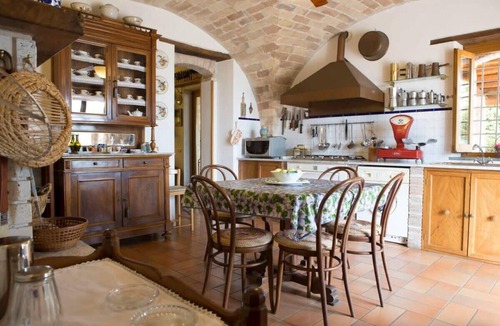 Mosciano Sant'Angelo Villa | Charmingful Villa WITH Great Scenary And Vibes