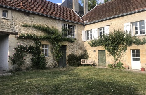 Trigny House | Charmingly renovated barn in a winegrowers' village