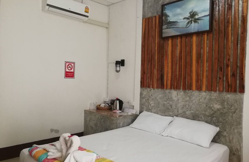 Ban Phu House | Charoensook Resort