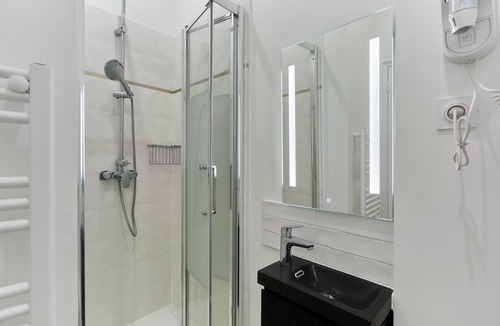 Bonne-Nouvelle Apartment | Charon 5 - Studio Apartment, Sleeps 2