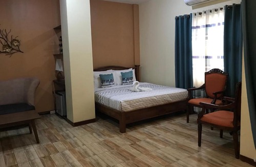 Dumaguete Hotel | Charos Dormitel