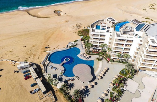 Cabo San Lucas Condo | Chasing Sunsets in Cabo - Pacific Ocean Beachfront 1B/1B Luxury Junior Suite