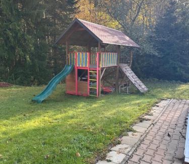 Radvanice House | Chata u vleku