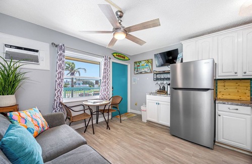 Belleair Beach Condo | Chateau 4E- Beachfront Condo with Great Discounts!