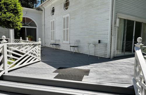 Goldsboro House | Chateau B