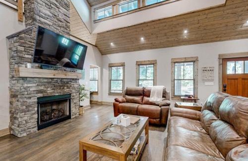 Pisgah Forest House | Chateau Boylston