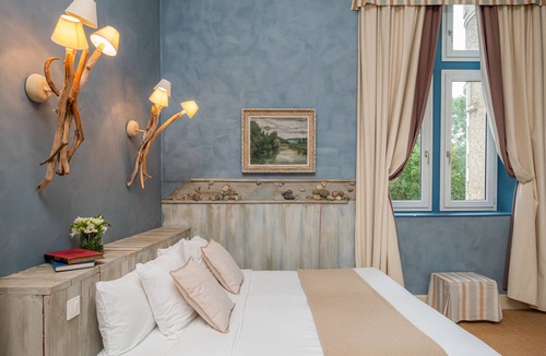 Chancelade Hotel | Chateau des Reynats