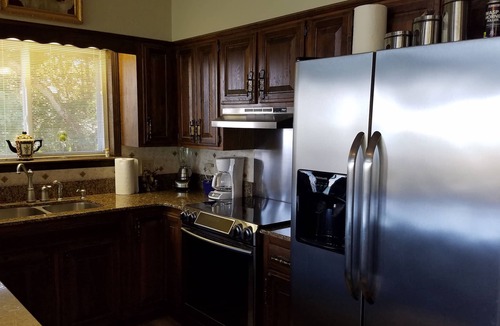 Lost Bridge Village House | Chateau Pharrview-Huge Lake View-Close to Marina-Pool-Lots of Wildlife