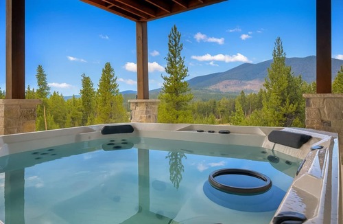 Granby House | Chateau Relaxo - Luxury Mountain Retreat in Tabernash CO