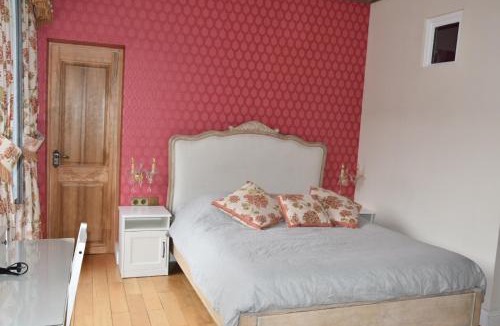 Cardesse Bed & Breakfast | Chateau Roquehort