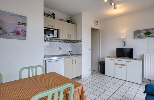 Quartier du Casino Apartment | Châtelaillon-Plage: Sea view apartment for 2 with pool