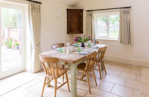 East Norton House | Chater Barn