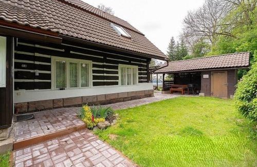 Bela House | Chatka Oleška