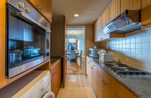 Chong Nonsi Hotel | Chatrium Sathon Bangkok
