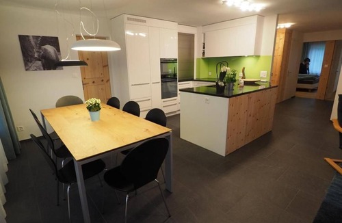 Sankt Moritz-Bad Apartment | Chavallera 25