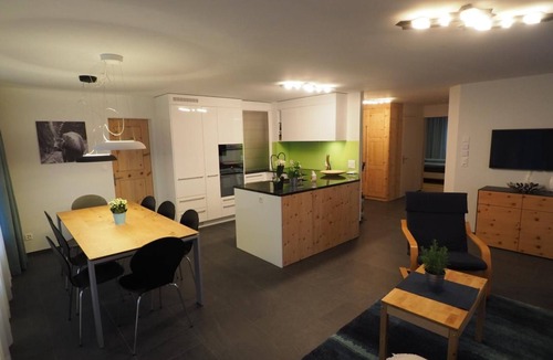 Sankt Moritz-Bad Apartment | Chavallera 25