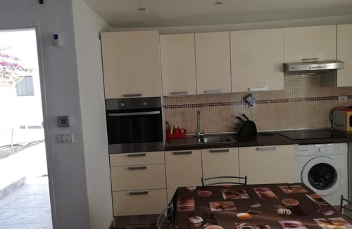 Arona Apartment | Chayofita Down