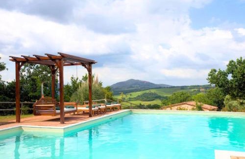 Radicondoli Villa | Che Panorama Mozzafiato! Esclusiva Villa PoggiAlto
