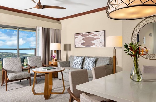 Ko Olina Resort | Check out 𝐅𝐢𝐧𝐝𝐢𝐧𝐠 𝐌𝐞𝐢𝐥𝐢-Marriott KoOlina Beach Club Resort+Amenities