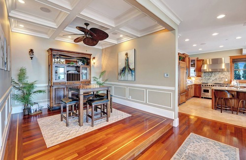 Bryn Mawr-Skyway House | Check out or SPECIAL’s @ Bella Vita sleeps 20, chef's kitchen, option add 2 bd !
