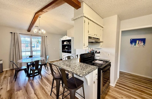 Broken Arrow House | Cheerful 3-br home w/gourmet coffee bar, patio, fenced backyard