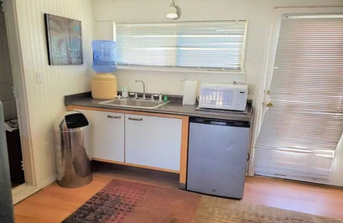 Townsite Cottage | Cheerful,quiet, 2bd 1 bath home + patio, pool, , walk to beach