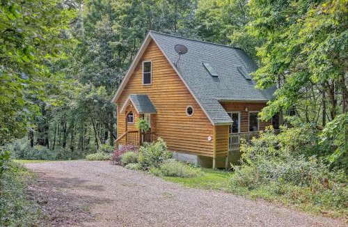 Rockbridge House | Cheerful Two Bdrm Cabin with Hot Tub & Pet Friendly
