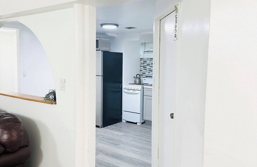 Queens Apartment | Cheerful two bedrooms apt mins to ubs stadium