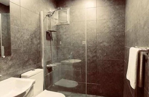 Tophane Hostel | Cheers Midtown Hostel