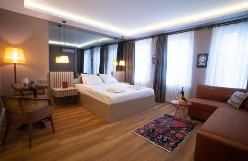 Karakoy Hotel | Cheers Porthouse